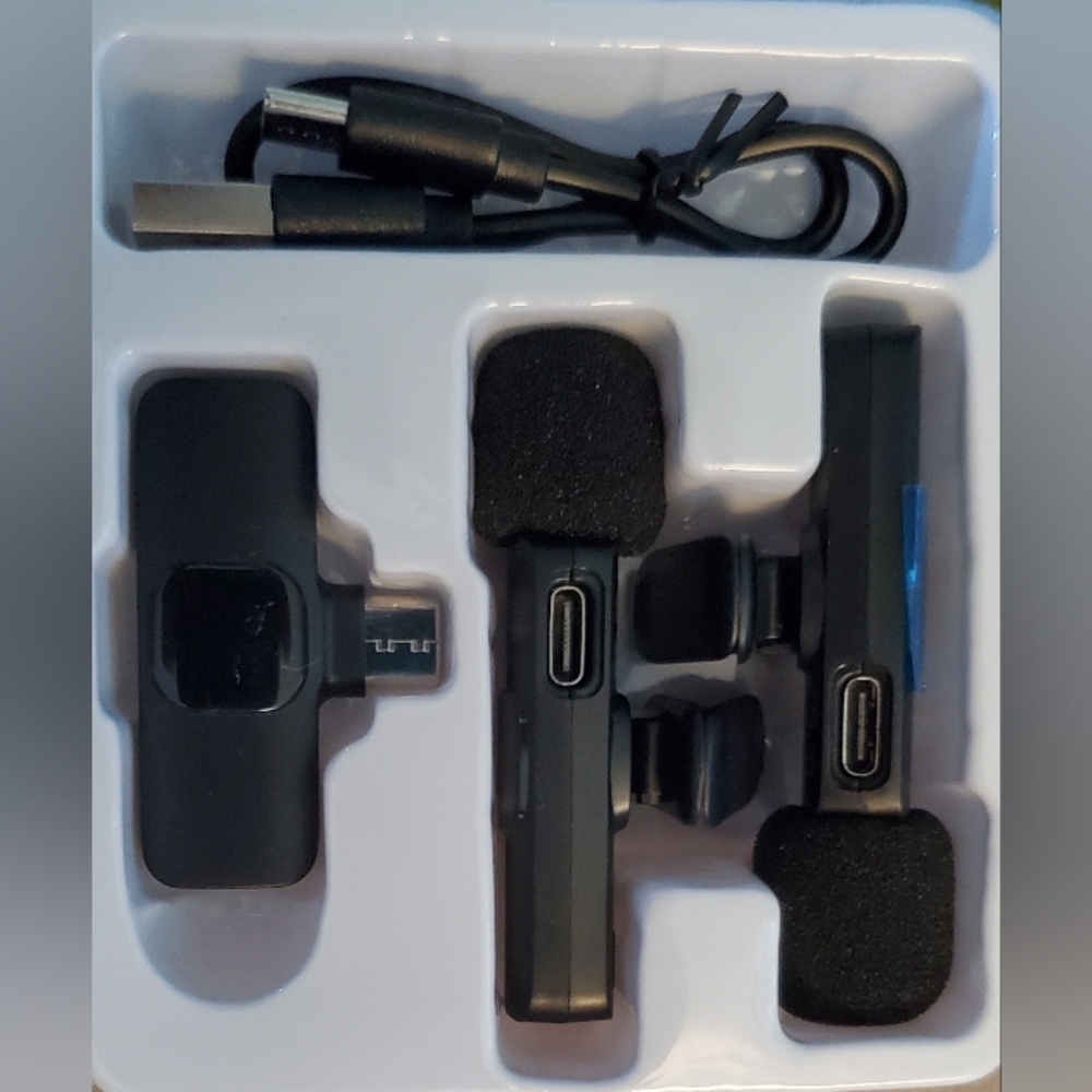 Wireless Microphone Set with USB-C Adapter